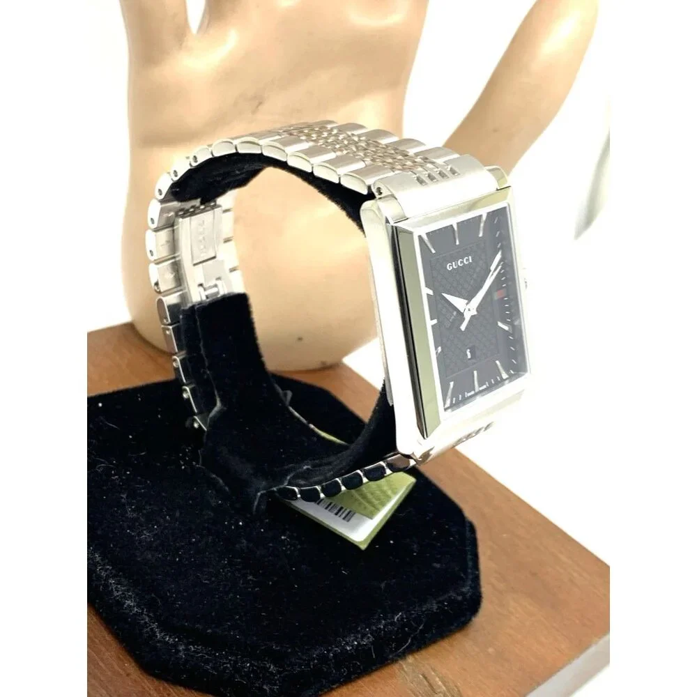 Gucci Men's Watch YA138401 G-Timeless Swiss Quartz Black Dial Silver Steel Tank